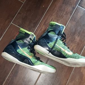 Kobe Bryant Nike Victory